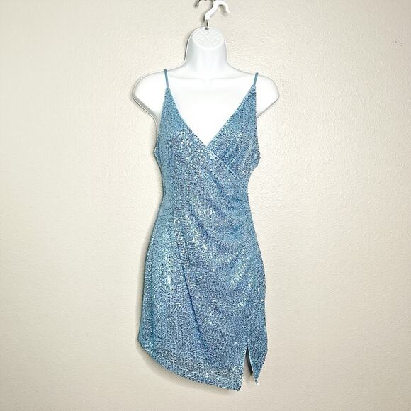 Hello Molly Twilight Dancer Light Blue Sequin Dress‎ women’s size 6 NEW - Picture 2 of 11